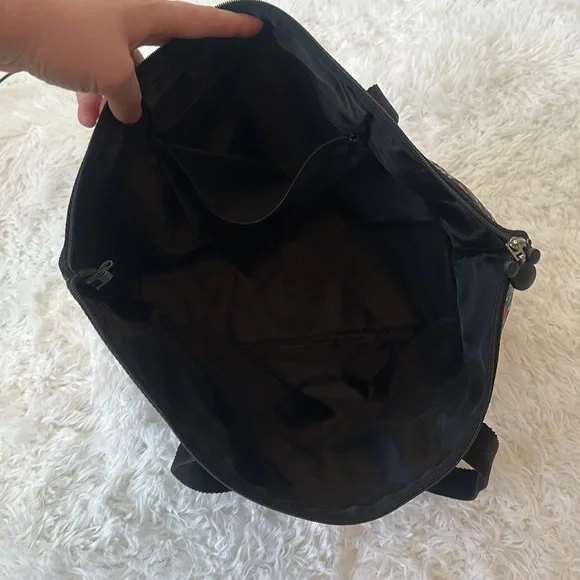 ❌SOLD❌Disney Mickey Mouse Bag - Picture 5 of 8